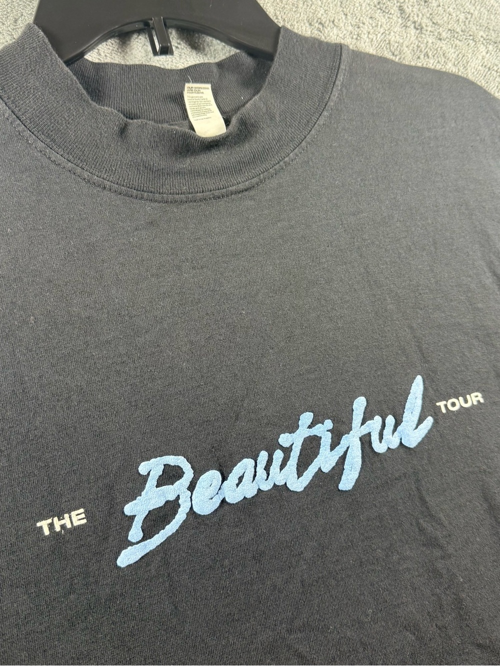 Hulvey The Beautiful Tour T-Shirt Men’s S Black Graphic Concert Tee Embroidered